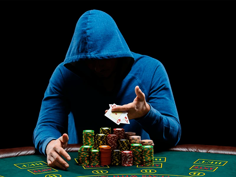 Бывший владелец PokerStars отпущен под залог 1 Бывший владелец PokerStars отпущен под залог
